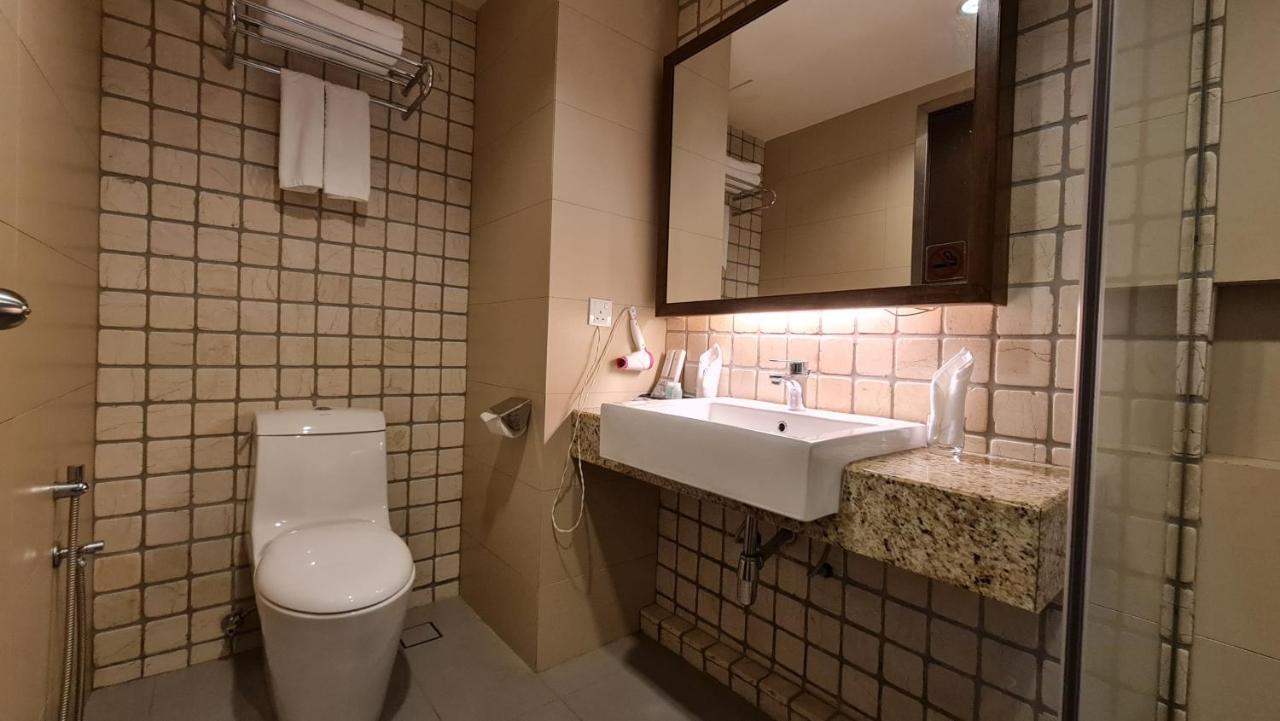 Swan Garden 4*