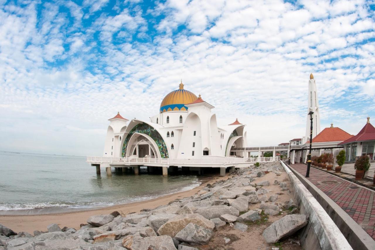 Swan Garden Hotel Malacca