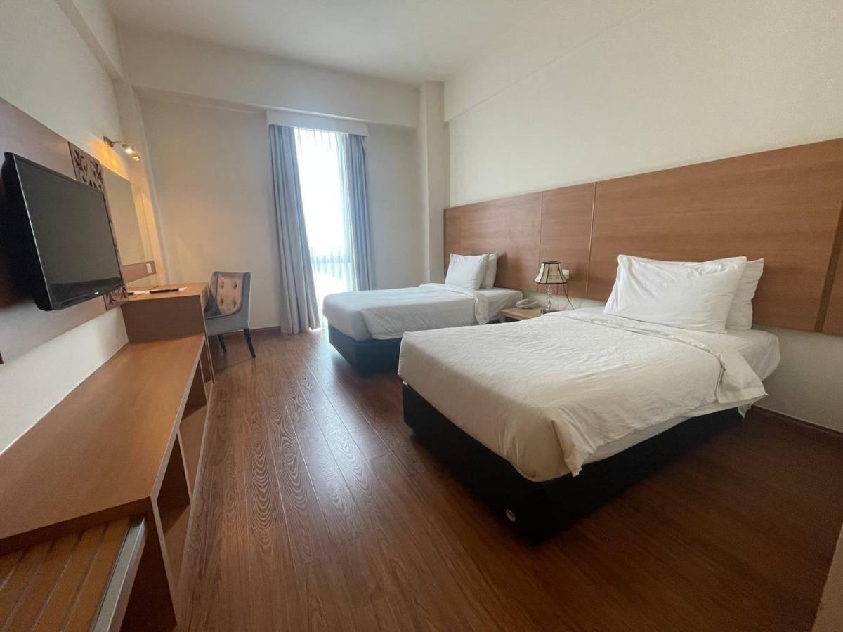 Swan Garden Hotel 4*